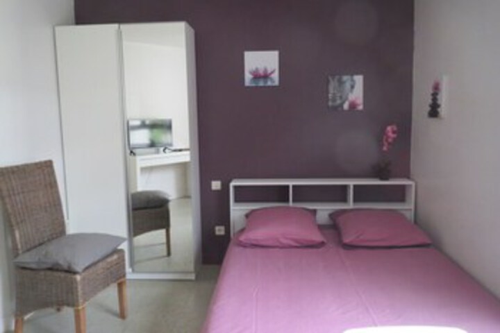 Room 46 of 65