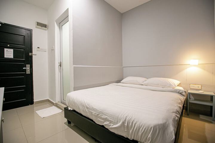 Room 18 of 45