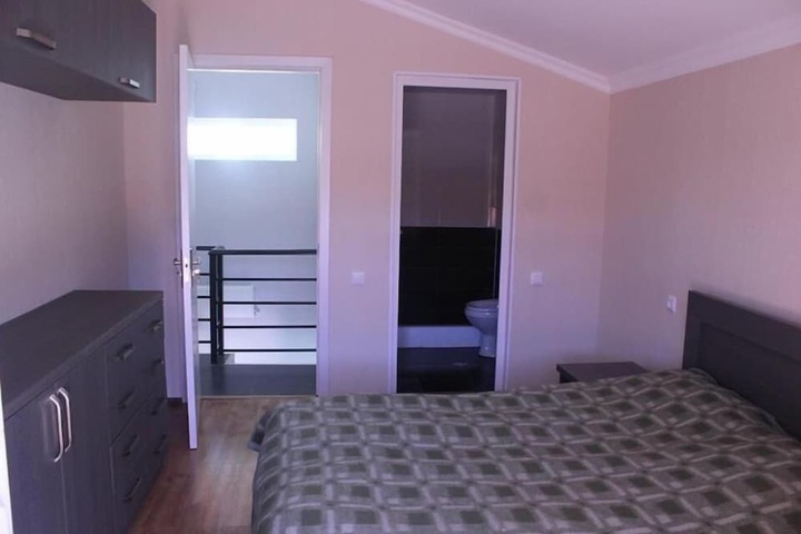 Room 17 of 89