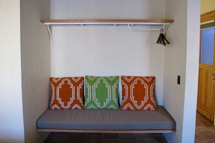 Room 10 of 41