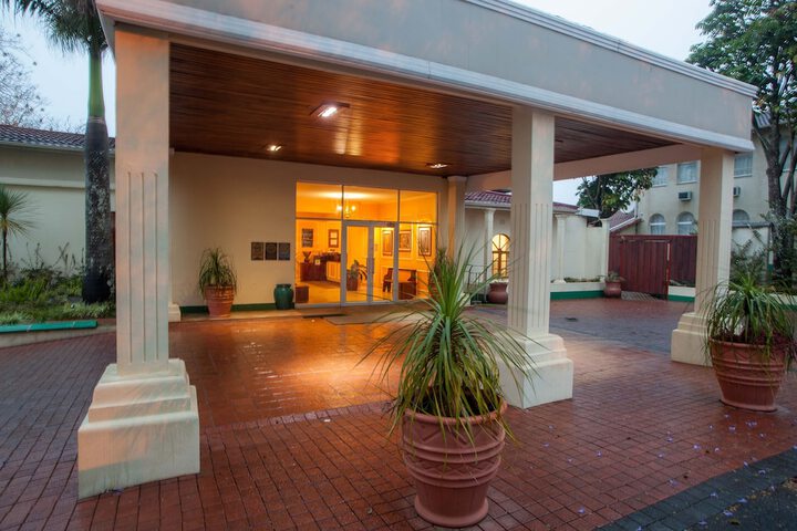 Hotel 30 of 40