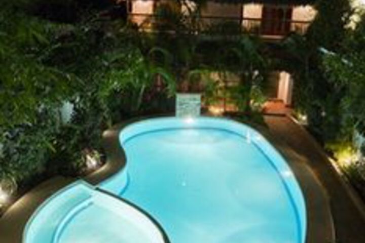 Pool 91 of 110