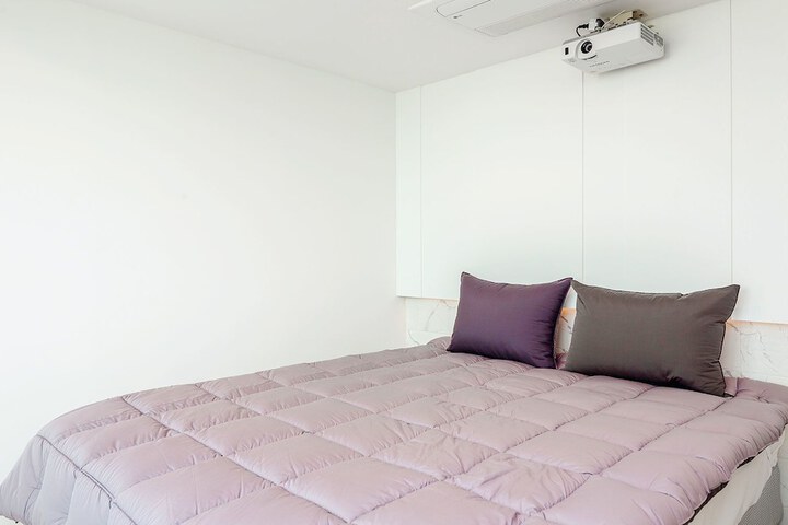 Room 3 of 54