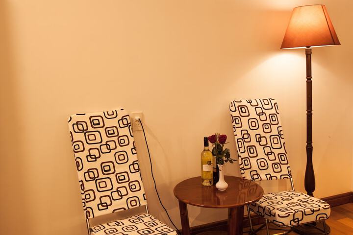 Room 3 of 38