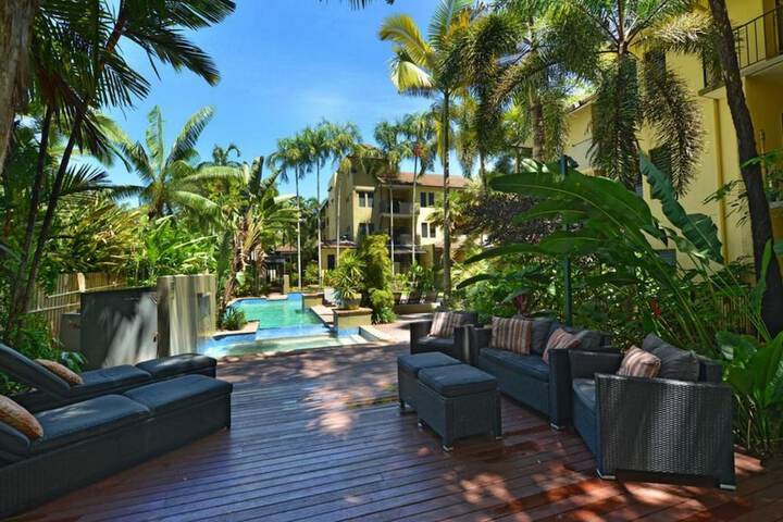 Pools & Facilities