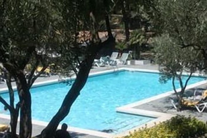 Pool 29 of 45