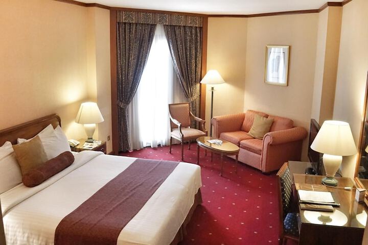 Room 8 of 26