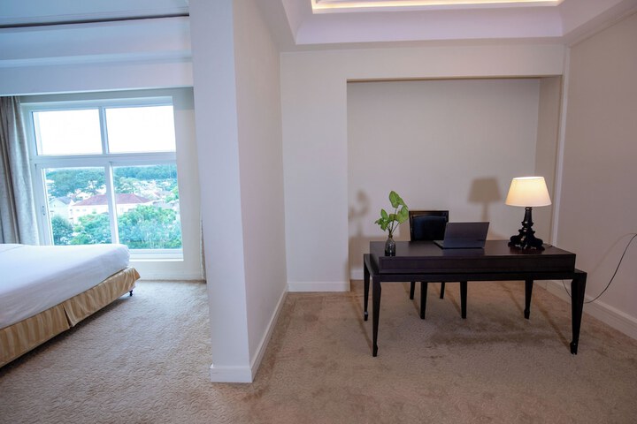Room 10 of 67