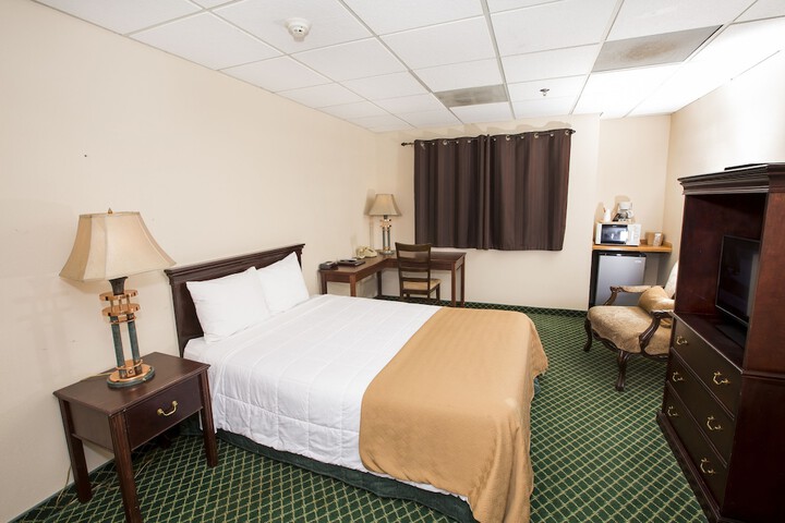 Room 21 of 35