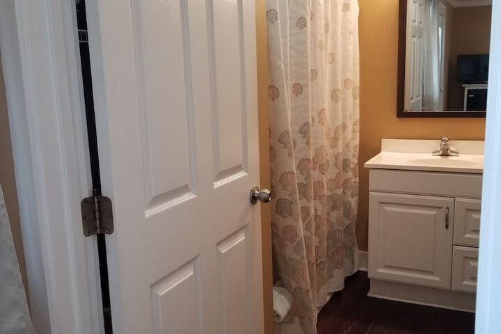Room 47 of 76