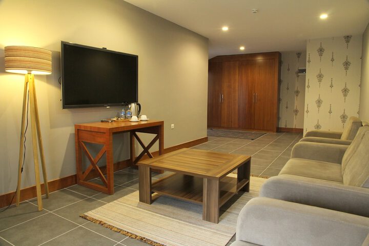 Room 16 of 69