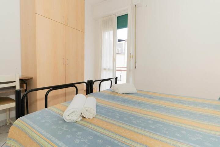 Room 10 of 41