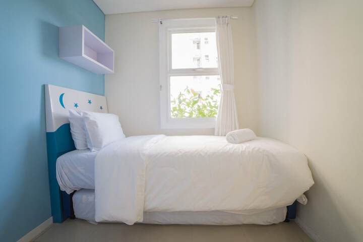 Room 7 of 33