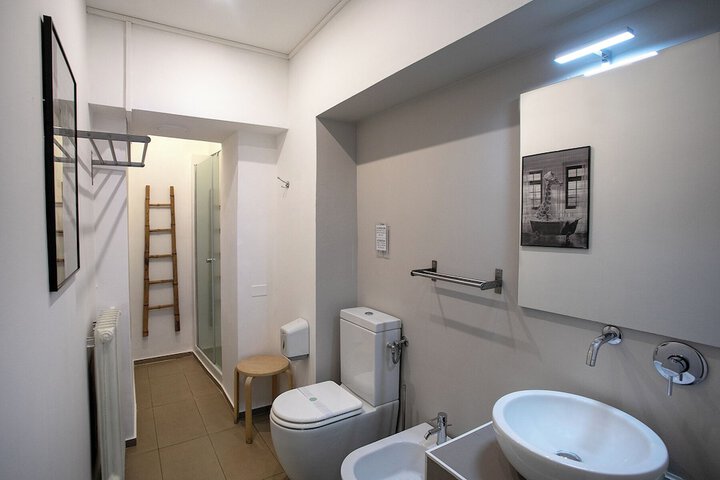 Room 17 of 21