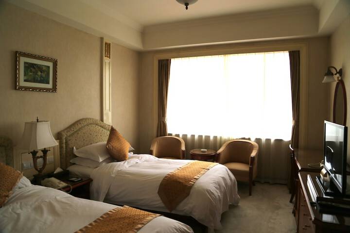 Room 6 of 41