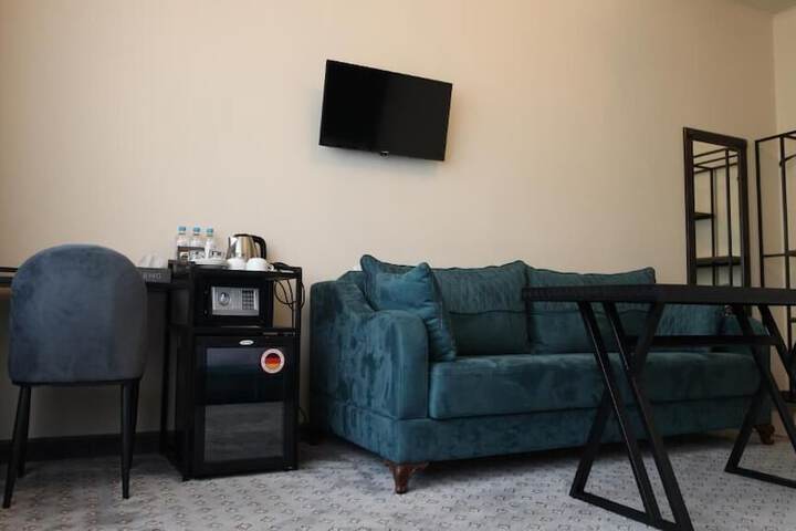 Room 19 of 51