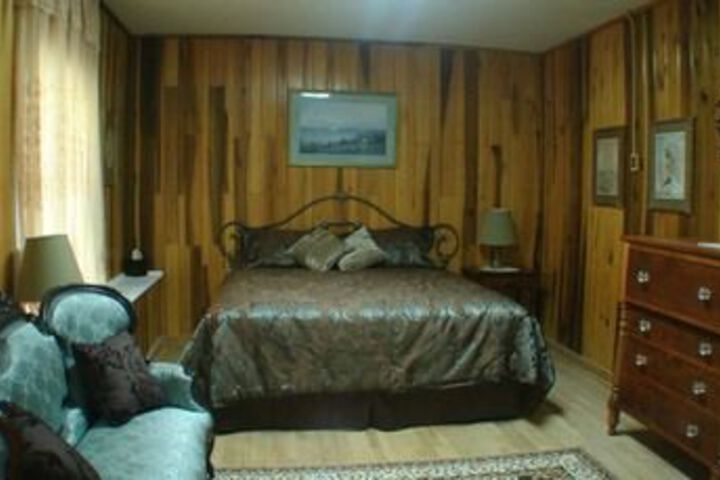 Room 3 of 4