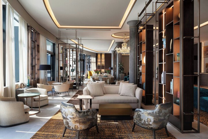 Hotel Lobby