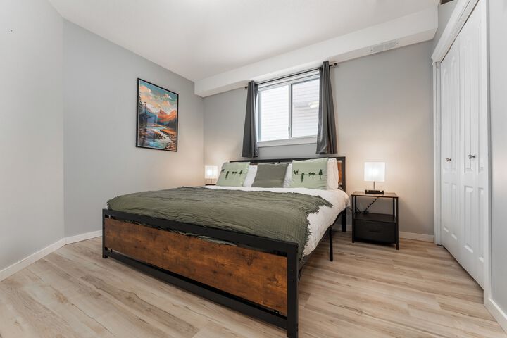 Room 25 of 28