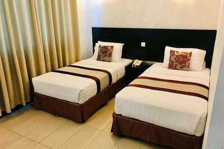 Room 3 of 24
