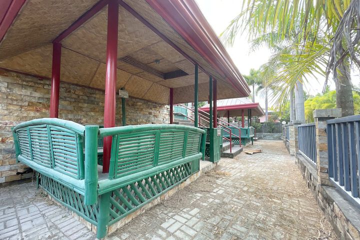Hotel Exterior 191 of 200