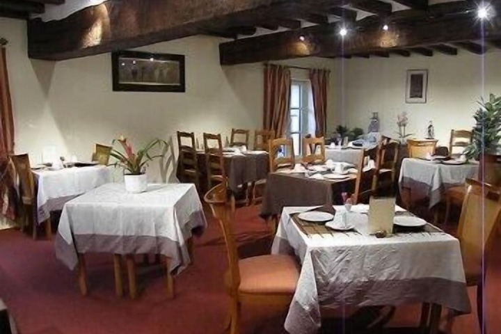 Dining Photos