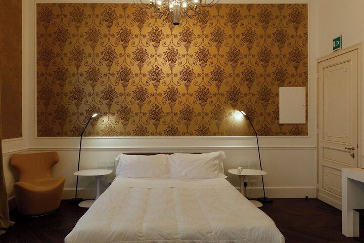 Room 21 of 63