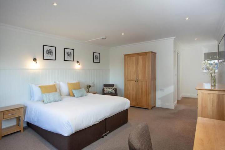 Room 46 of 113