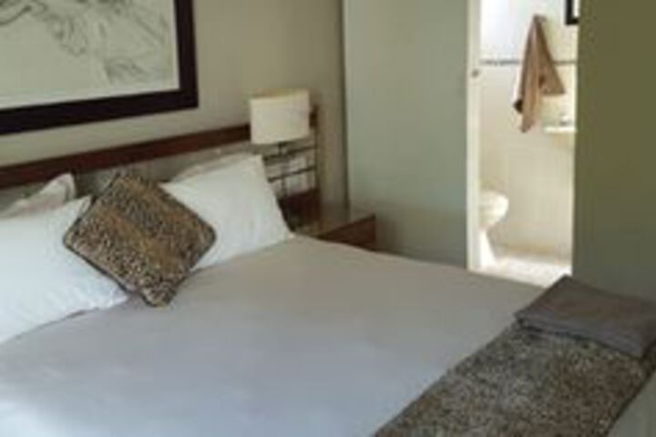 Room 6 of 23