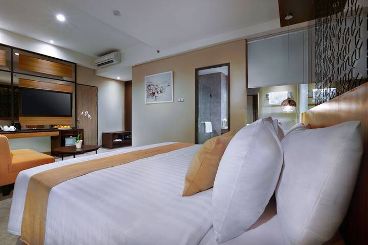 Room 6 of 50
