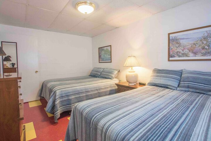 Room 15 of 98