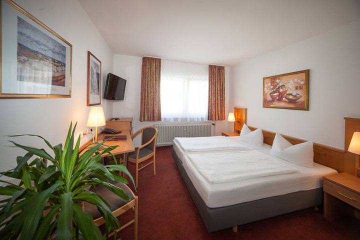 Room 7 of 21