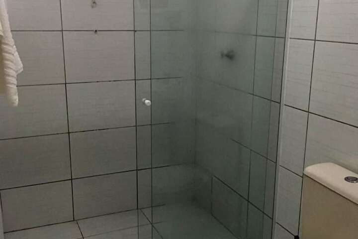 Room 6 of 18