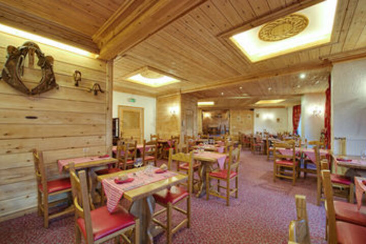 Dining 65 of 74