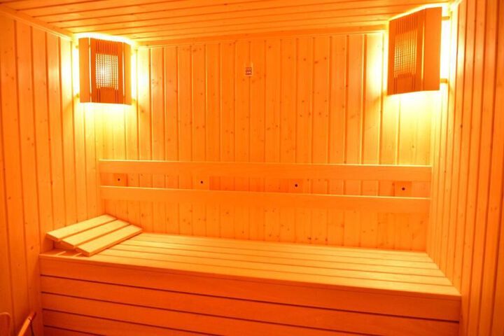 Spa 40 of 45