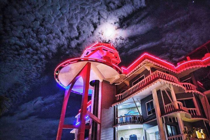 Hotel 38 of 40