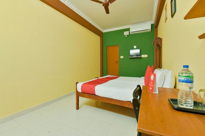 Room 6 of 17