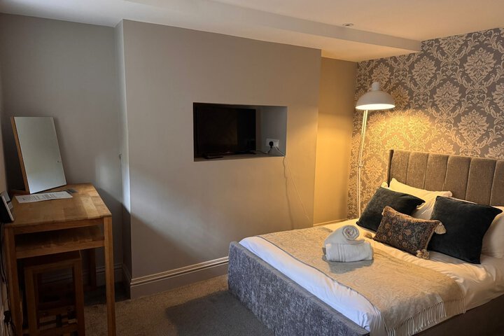 Room 26 of 83