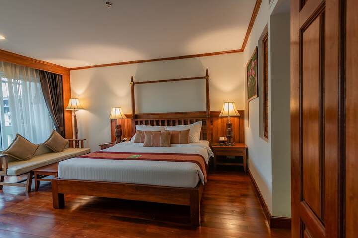 Room 25 of 145