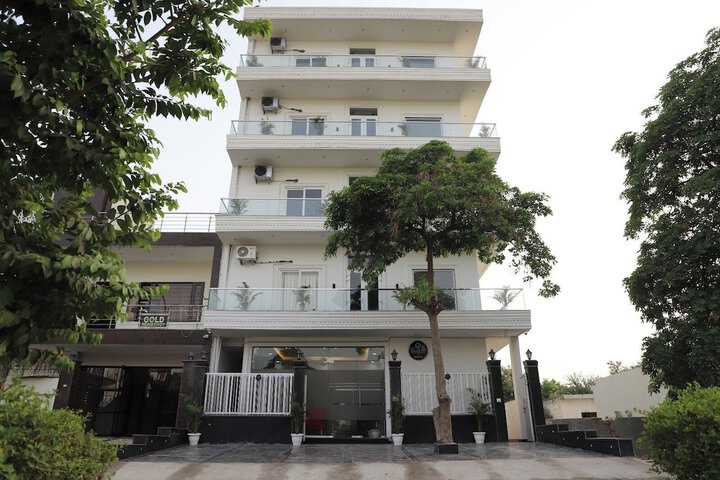 Opulent Inn by Lime Tree Hotels