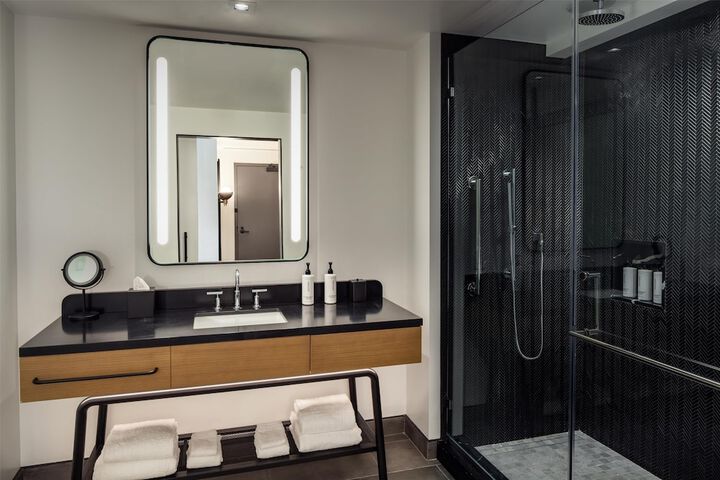 Bathroom shower