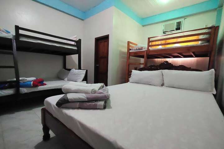 Room 19 of 39