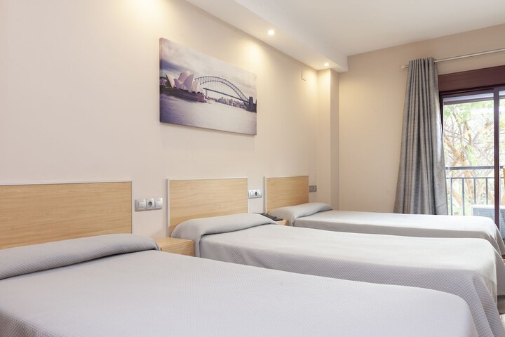 Room 14 of 39