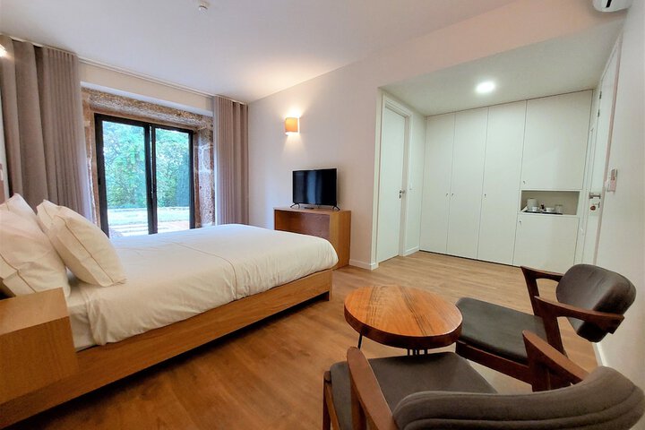Room 3 of 53