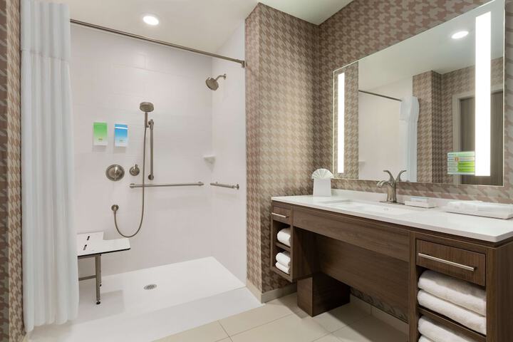 Bathroom shower
