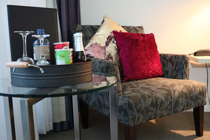 Room 42 of 85