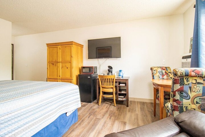 Room 27 of 45