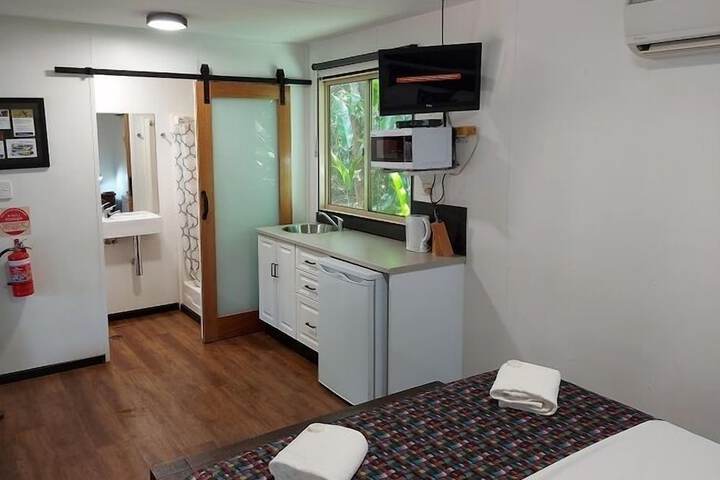 Room 12 of 54