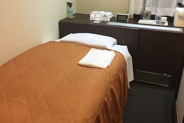 Room 5 of 87