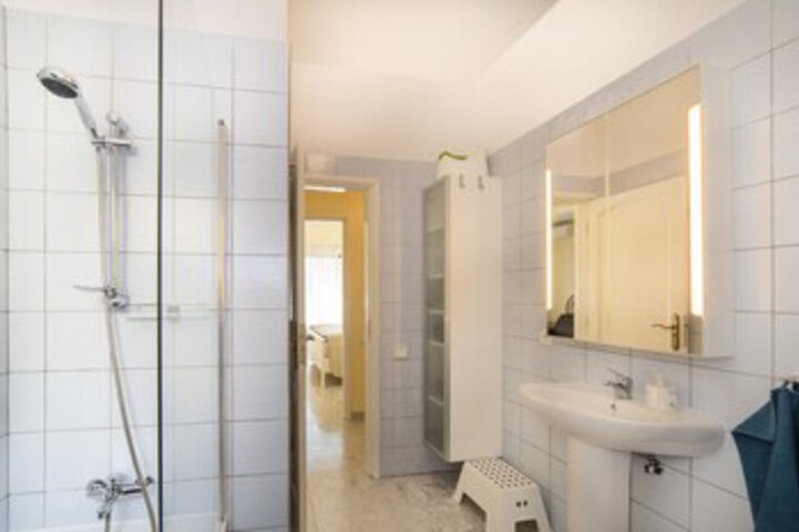 Room 4 of 24